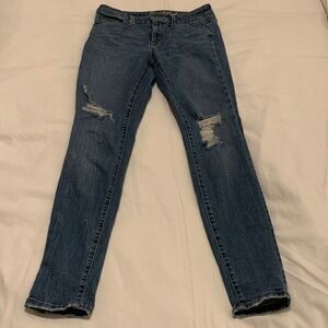 Universal Thread Blue Distressed Skinny Jeans